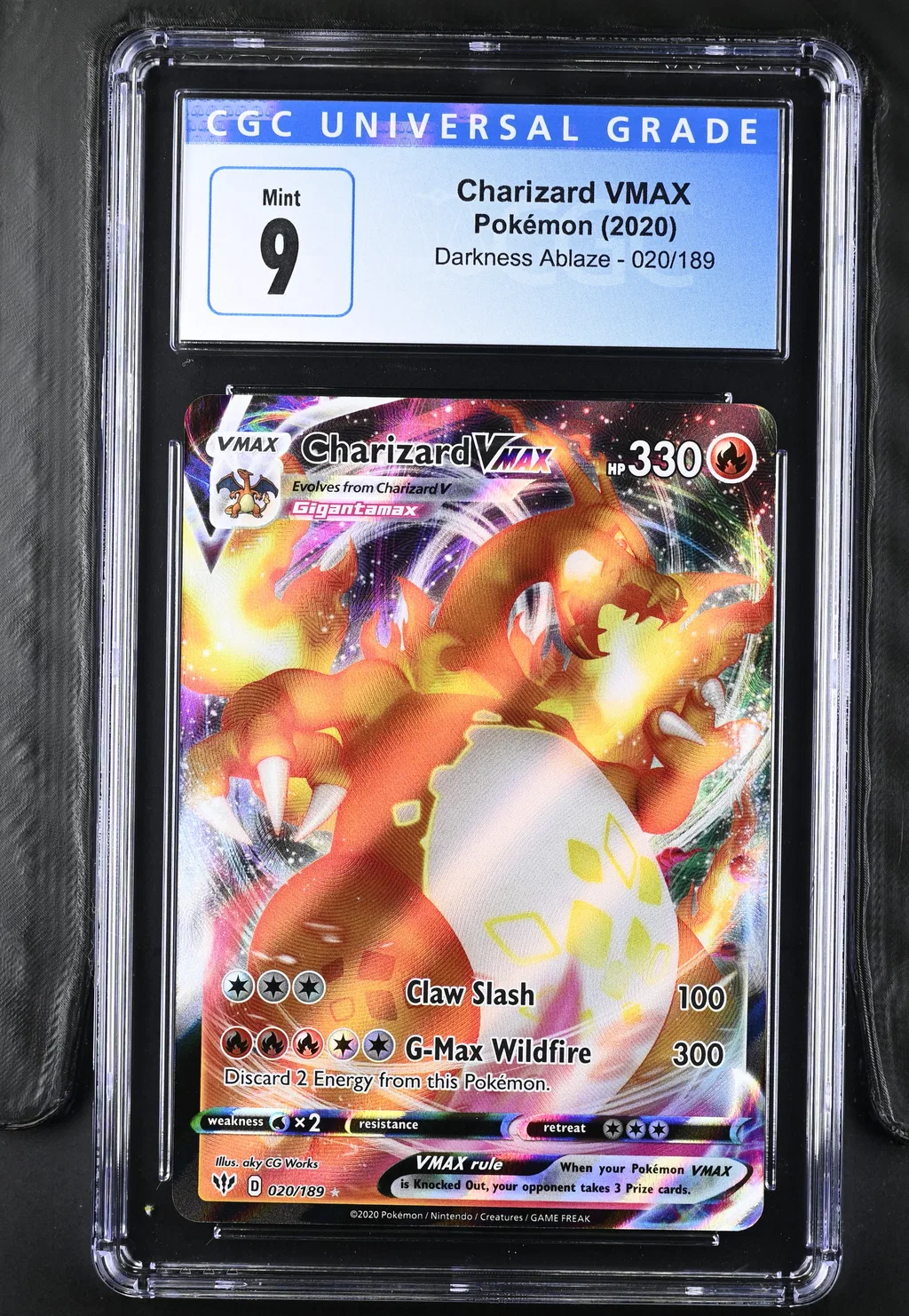 Full Art/Charizard Vmax card artwork