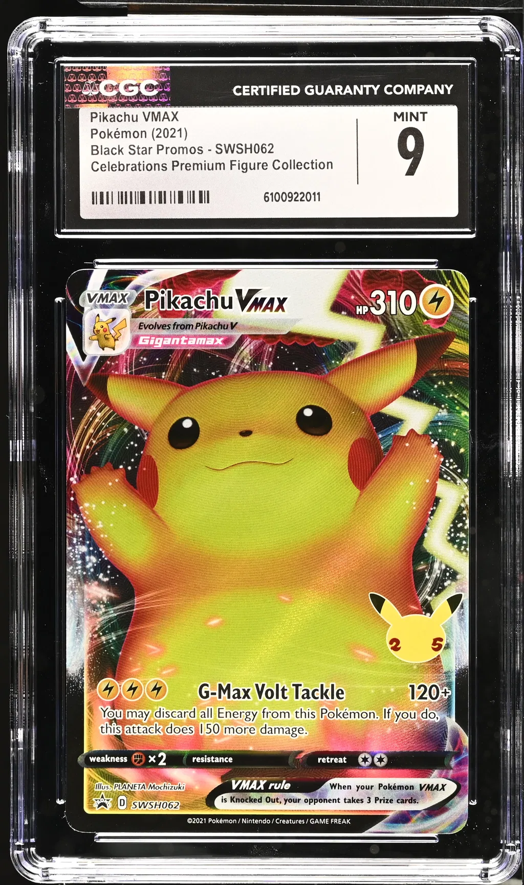 Pikachu VMAX card artwork