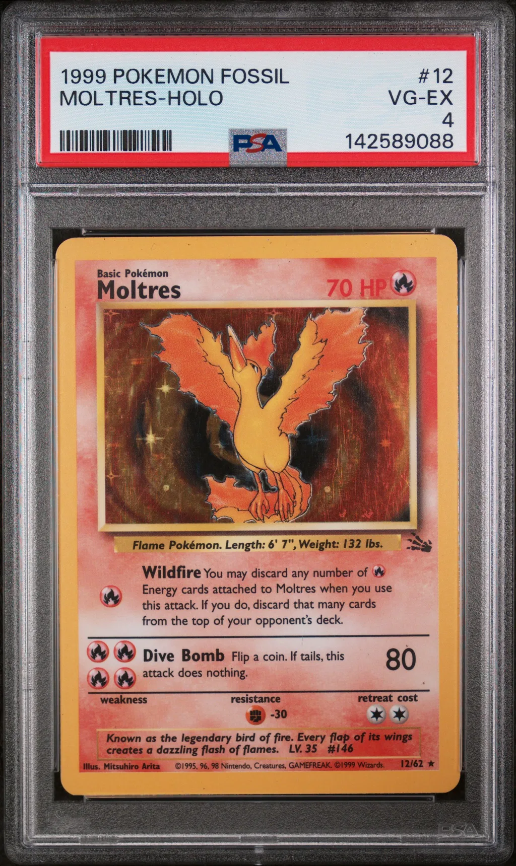 Moltres-Holo card artwork